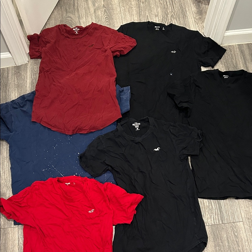 Hollister Red, Black, and Blue T-Shirt Set
